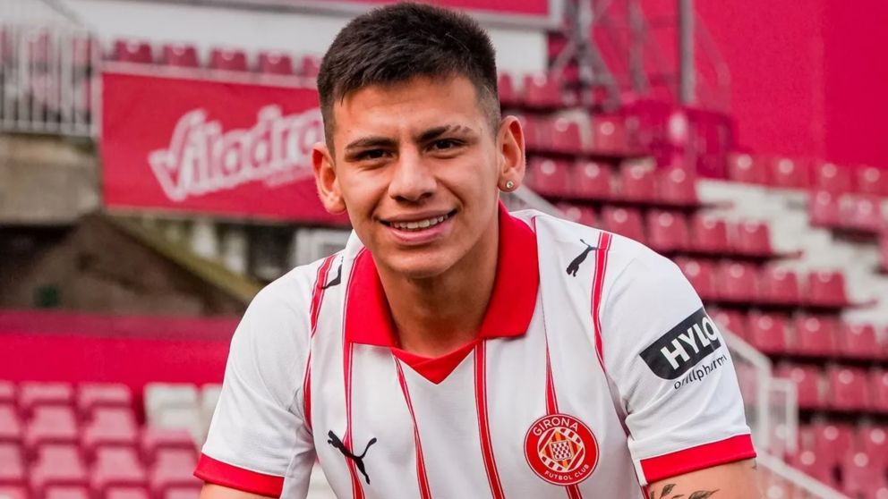 Claudio Echeverri fue presentado en el Girona: cuándo podría debutar