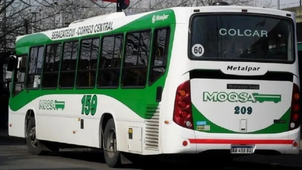 Miles de usuarios sin colectivos por un paro que se extiende: los detalles