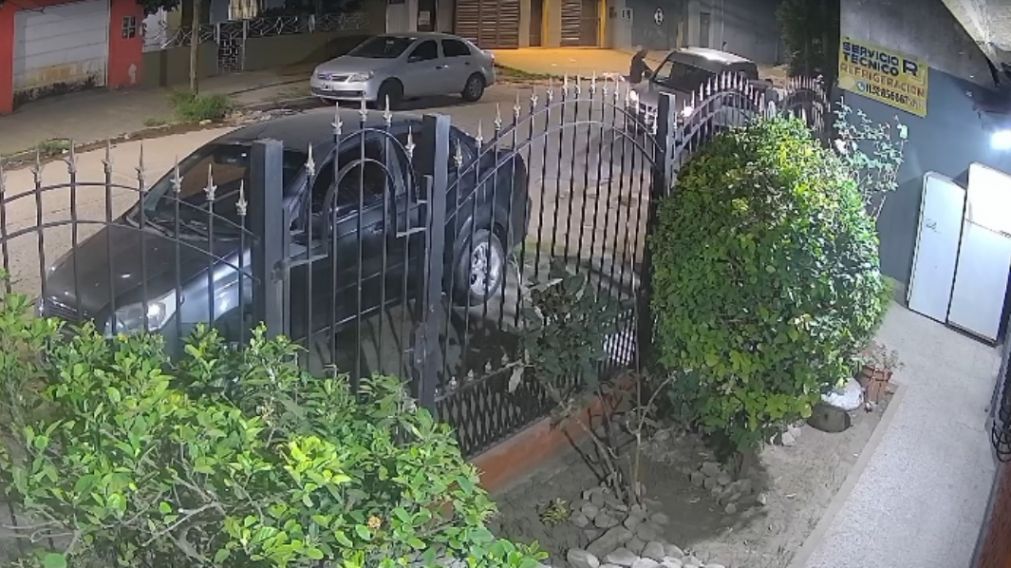 San Francisco Solano: cuatro ladrones, armas de fuego y una camioneta robada