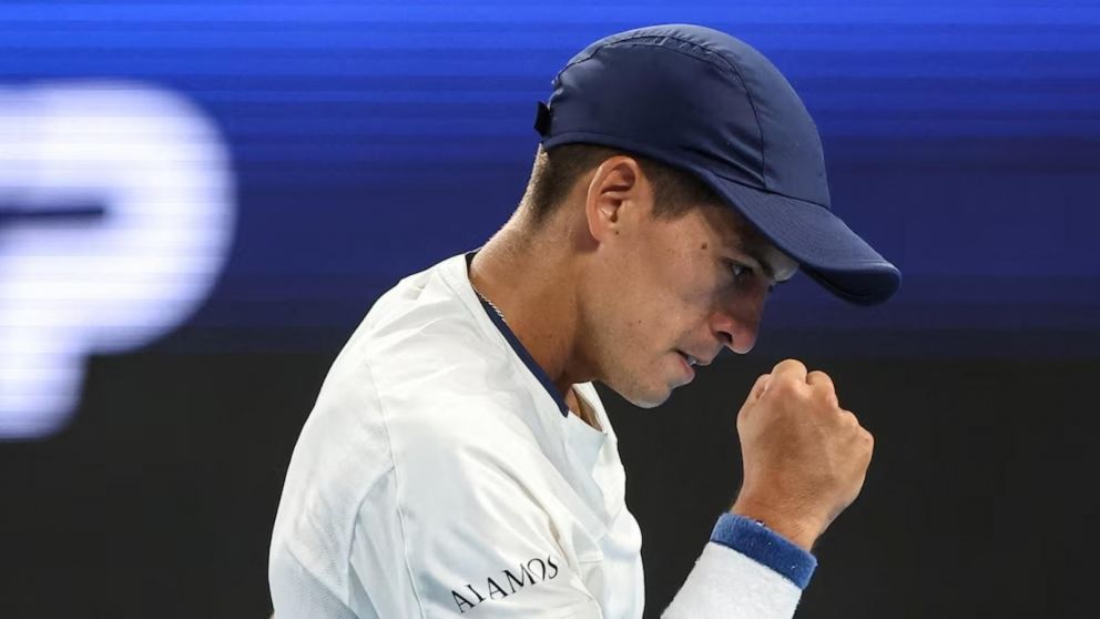 Sebastián Báez a Ben Shelton y a Marcos Giron y es finalista del ATP 250 de Auckland