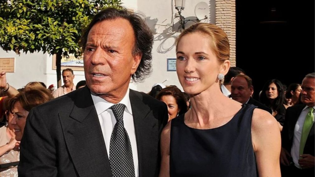 La esposa de Julio Iglesias salió en su defesa en medio de las denuncias por agresión sexual: "A tu lado, siempre..."