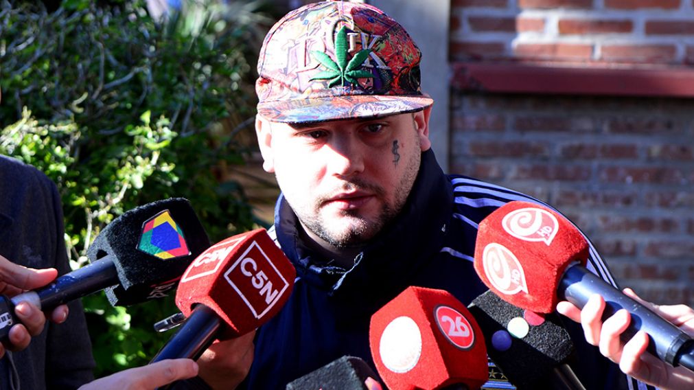 Este es un vecino que conoce a Pity y lo defendió. (Jonatan Moreno/Diario Crónica)