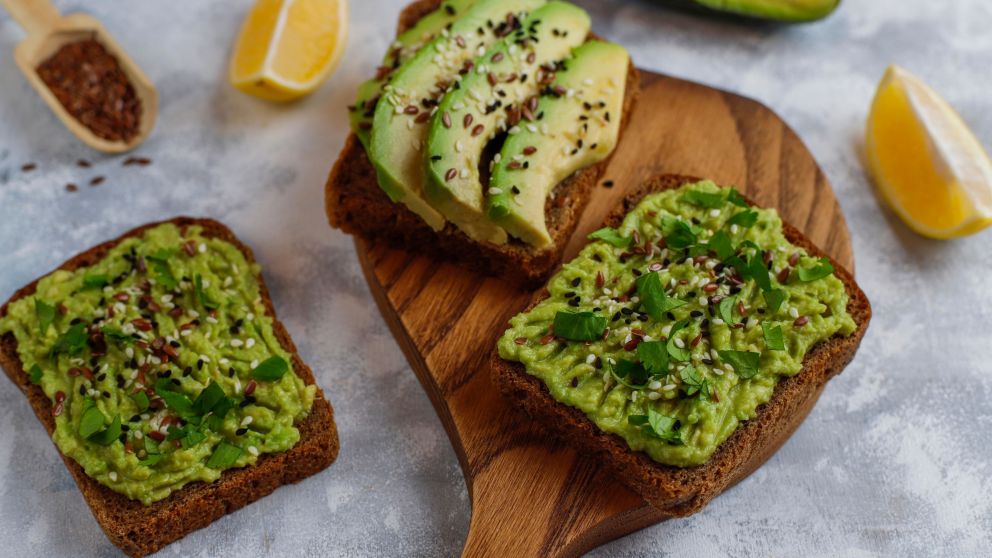 Deliciosa y sencilla receta de avocado toast para una merienda perfecta