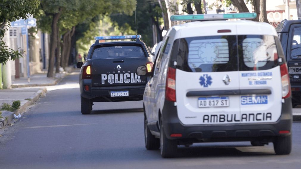La joven fue trasladad de urgencia la hospital.