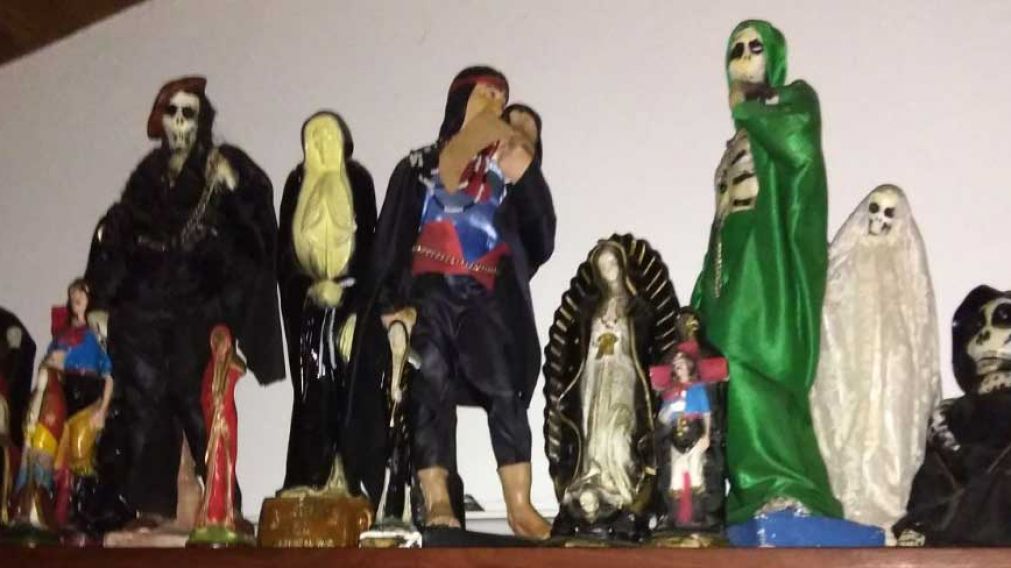 Parte del santuario de San La Muerte, que fue investigado como parte de los allanamientos.