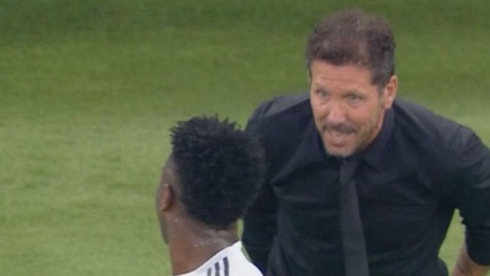Diego Simeone le pidi� disculpas a Vin�cius y a Florentino P�rez por su comentario fuera de lugar en la Supercopa de Espa�a