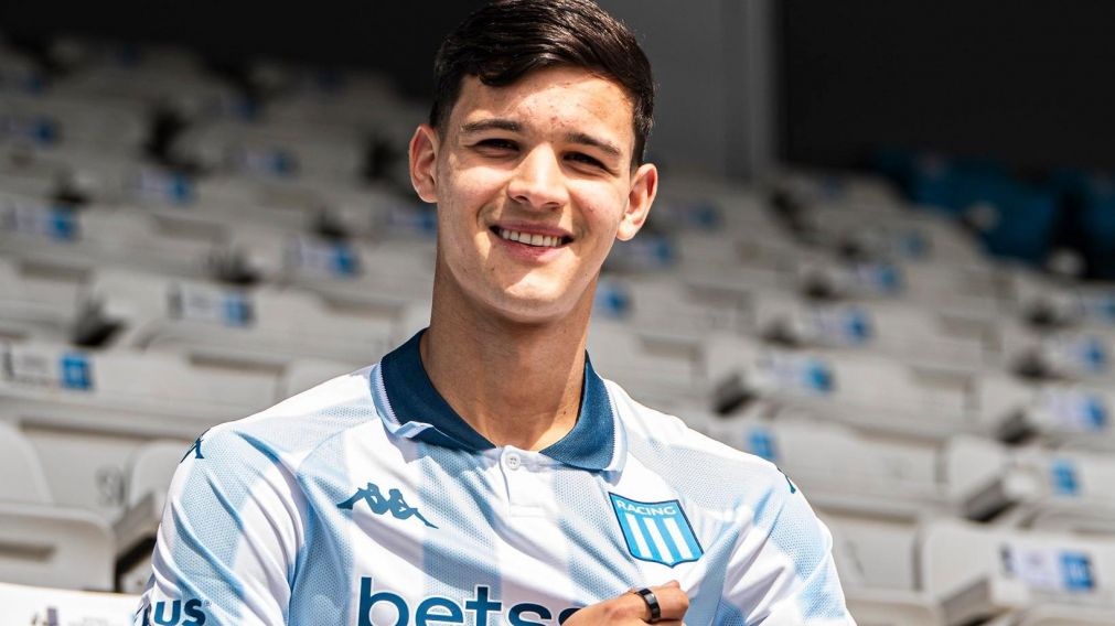 El Inter de Milán le pagará a Racing por Valentín Carboni: el curioso acuerdo por partidos jugados