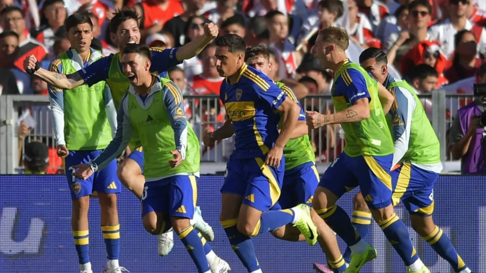 El jugador de Boca que Riquelme pagó 2,5 millones de dólares, no juega hace casi un año y sigue en club pese a tener ofertas