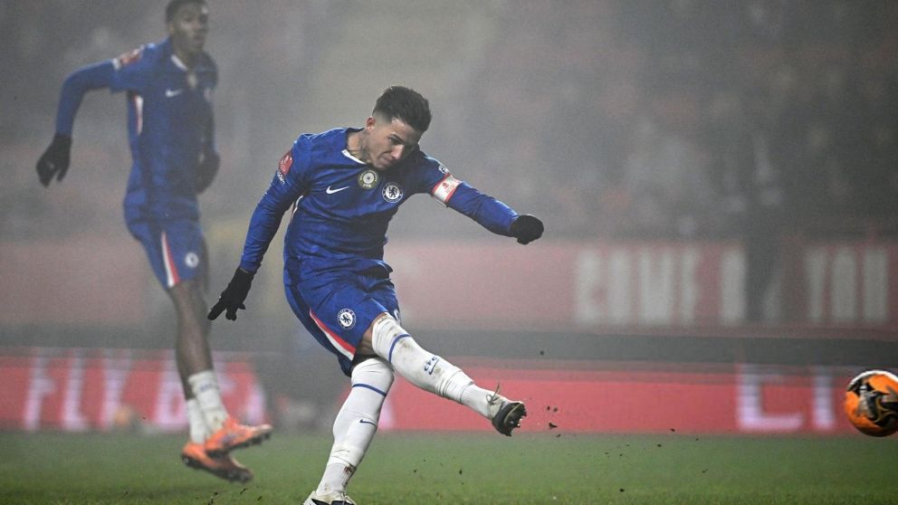 Enzo Fernández anotó, asistió y Chelsea goleó a Charlton por la FA Cup en el estreno de su nuevo DT
