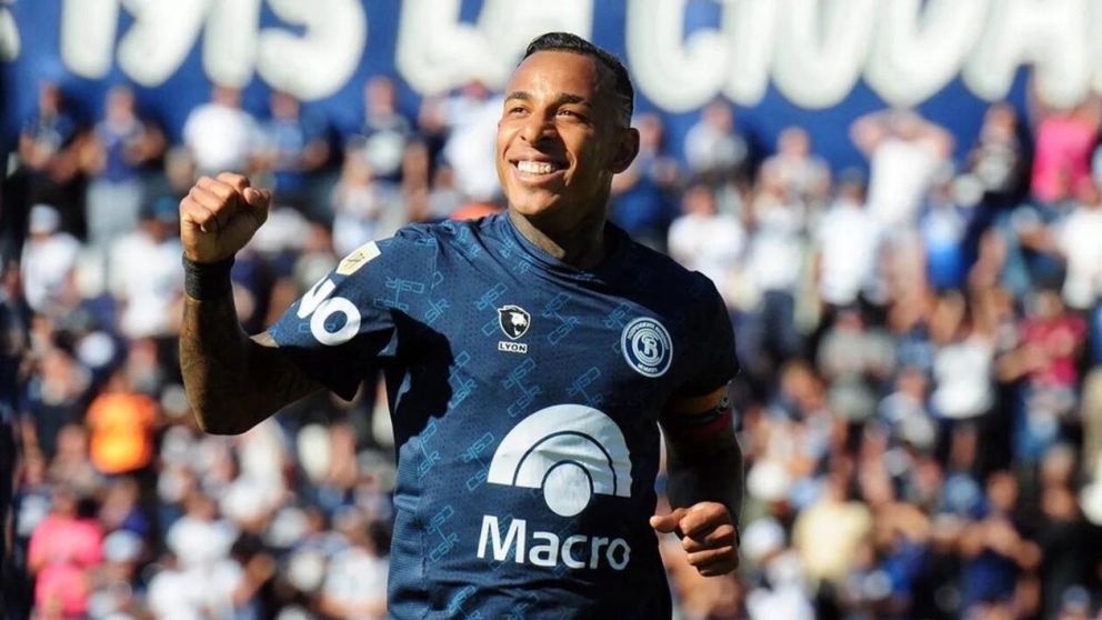 Sebasti�n Villa volvi� a dar detalles sobre su futuro tras los rumores de River: "Tenemos muchas llamadas"