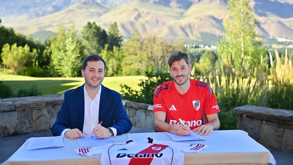 Tras llegar a River, Matías Viña habló sobre la organización de los torneos AFA: "No entiendo"