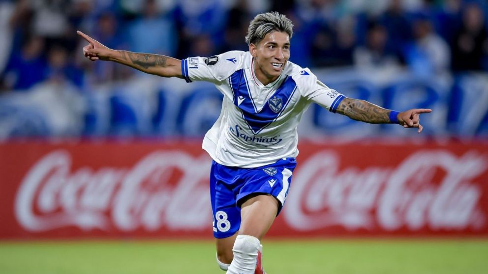 River negocia con Vélez por Maher Carrizo: el elevado precio por su pase