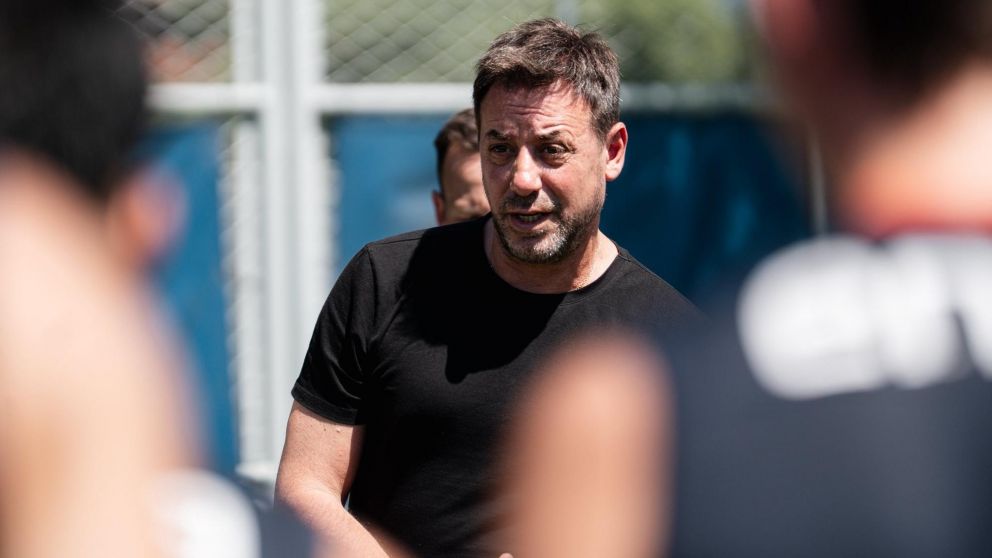 Sergio Costantino le mandó una dura advertencia a los jugadores de San Lorenzo: "No queremos..."