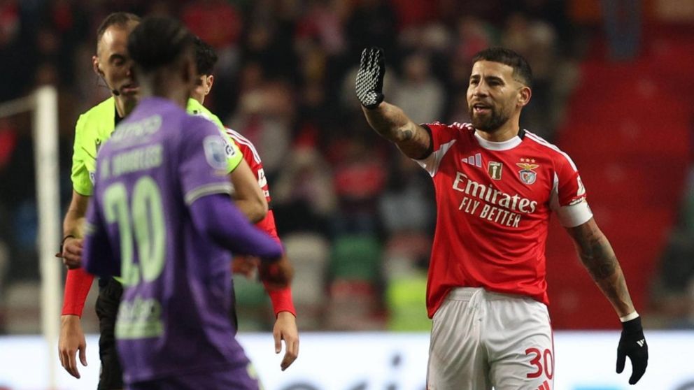 Otamendi fue expulsado y Benfica quedó eliminado de la Copa de la Liga de Portugal