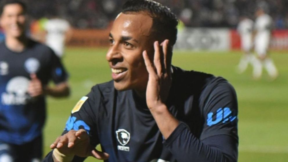 River se hartó de Sebastián Villa y no negocia más con Independiente Rivadavia