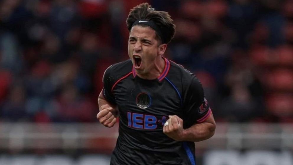 Boca avanzó e hizo la primera oferta por Alexis Cuello: qué respondió San Lorenzo