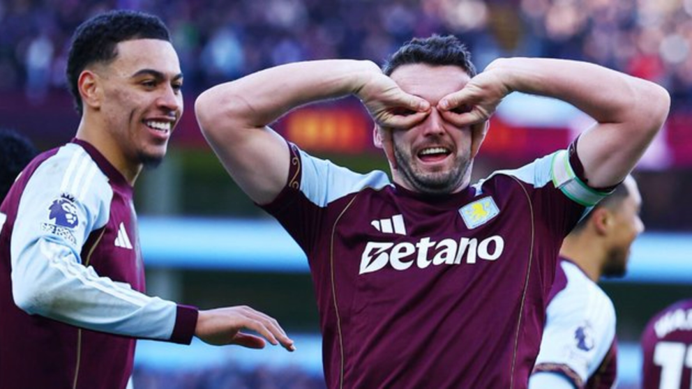 El Aston Villa de "Dibu" Martínez le ganó al Nottingham Forest y sueña con dar pelea por el título de la Premier League