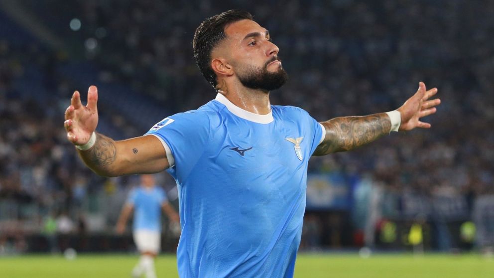 Taty Castellanos es nuevo refuerzo de un equipo de la Premier League