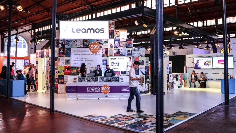 El fundador de eBay apuesta a la educación argentina