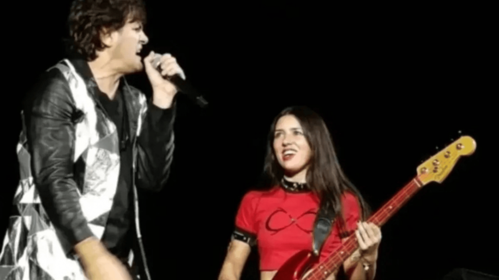 Ciro de Los Piojos estaría de novio con su bajista, Luli Bass, 22 años menor que él.