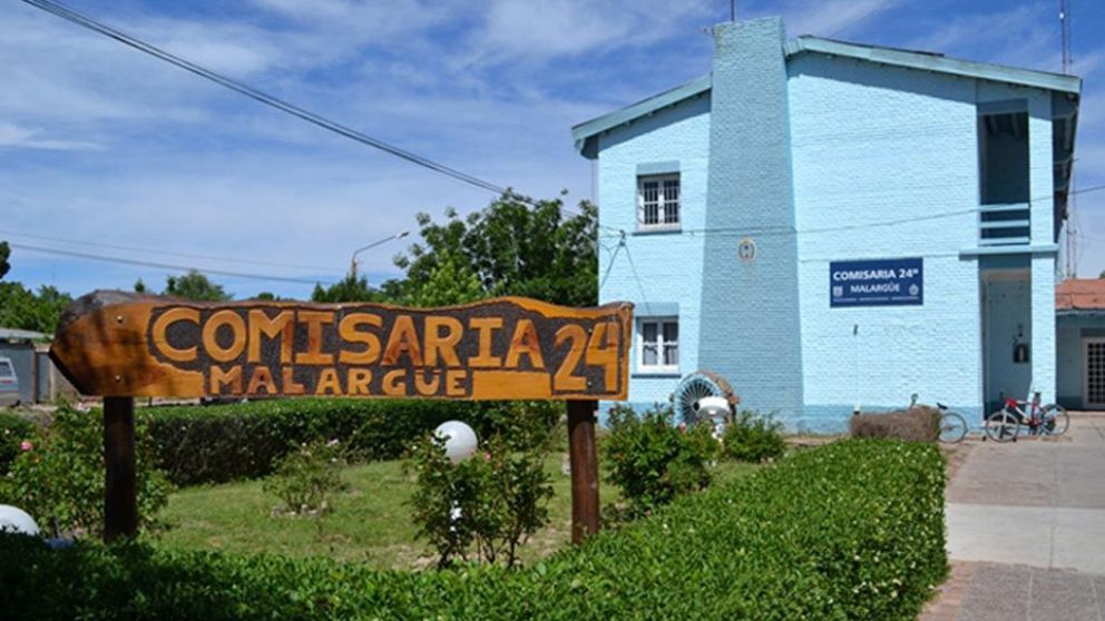 Comisaría 24. Donde se hallaba detenido el inadaptado sujeto.