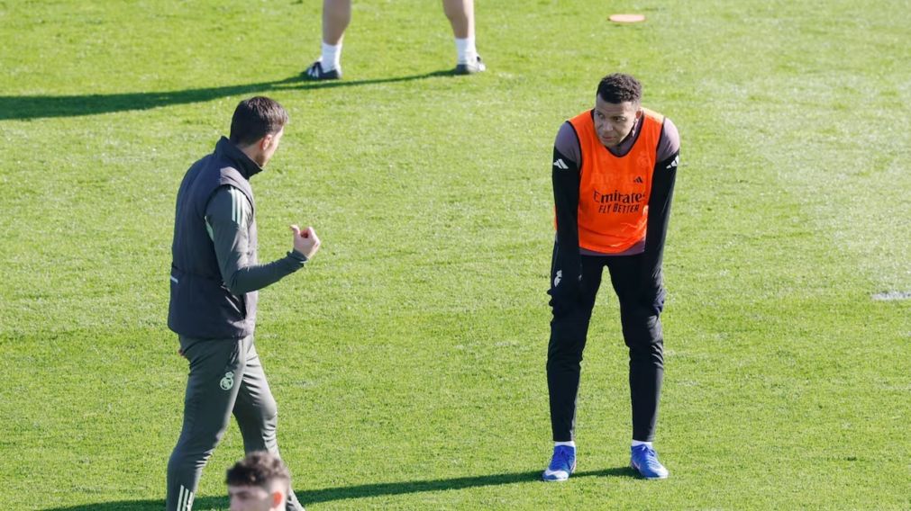 Kylian Mbappé le arruinó el Año Nuevo al Real Madrid: sufrió un esguince en su rodilla izquierda