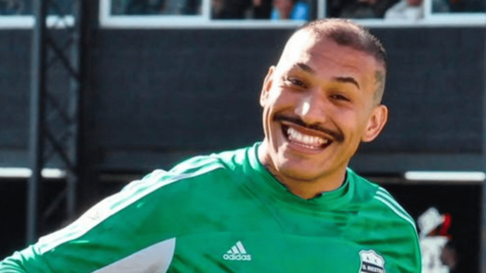 Alerta en Deportivo Riestra: Argentinos Juniors cerró a un arquero del exterior y va por Nacho Arce