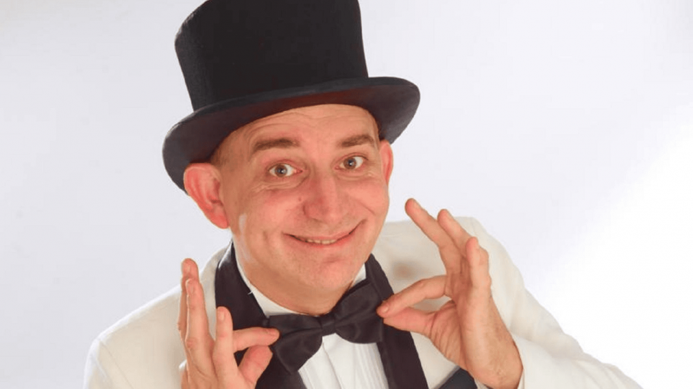 "El Mago sin Dientes": "Hacía magia en los actos escolares, en los recreos, en todos lados"