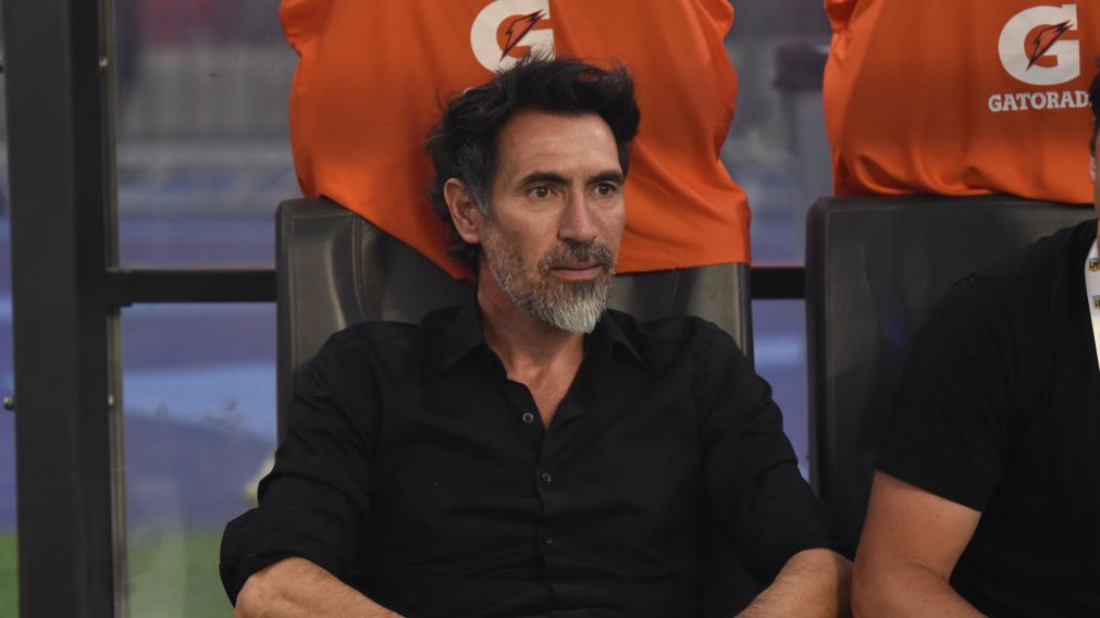 Estudiantes de La Plata está de fiesta: Eduardo Domínguez seguirá siendo el DT