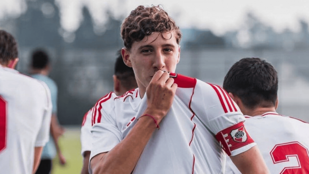 Video: cómo juega Luca Scarlato, el juvenil que hizo estallar a la dirigencia de River al irse por la patria potestad