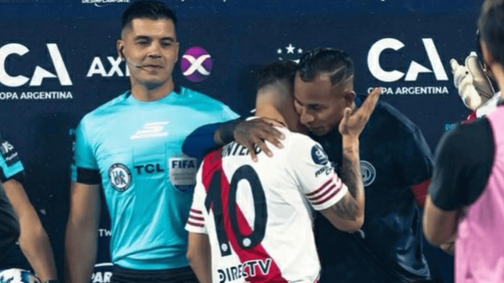 ¿Sebastián Villa a River? El diálogo con Juanfer Quintero que enloqueció a los hinchas de Boca
