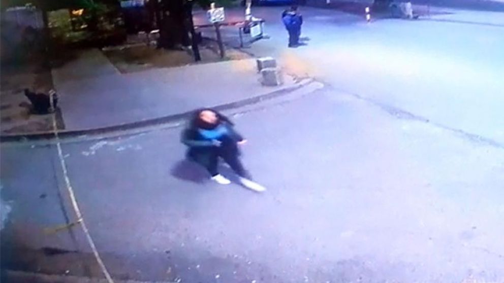 Una imagen capturada de las cámaras de seguridad de la facultad.