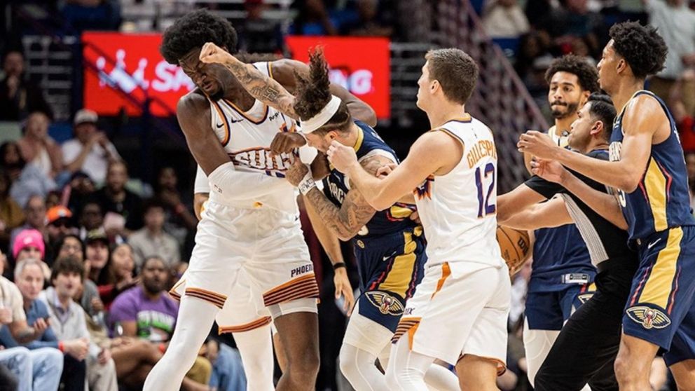 Escándalo en la NBA: pelea, golpes y expulsiones en el picante partido entre New Orleans Pelicans y Phoenix Suns
