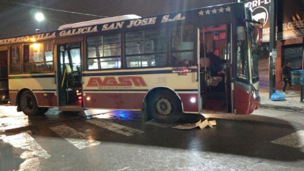 Este es el colectivo que atropelló a la mujer de 77 años.
