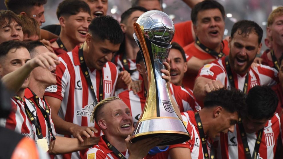 Estudiantes de La Plata se llevó el Trofeo de Campeones: todos los ganadores
