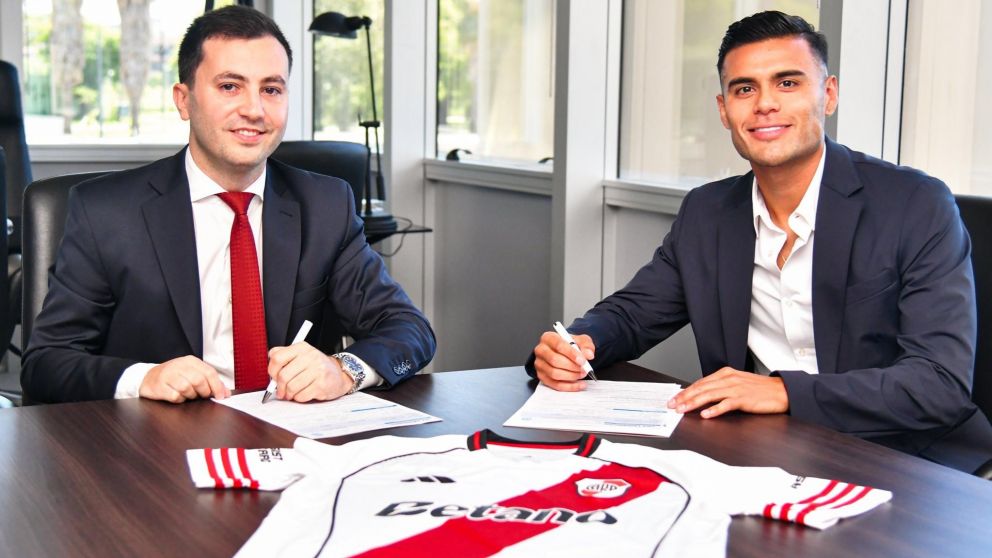 Oficial: River presentó a Fausto Vera como refuerzo
