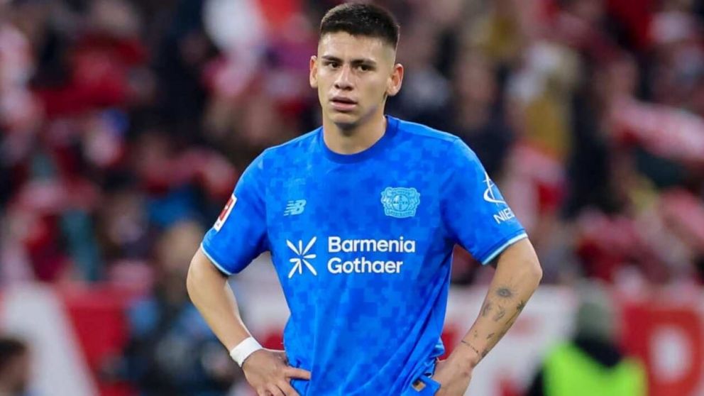 El representante del Diablito Echeverri descart� su vuelta a River: "Su futuro ser� en Europa"