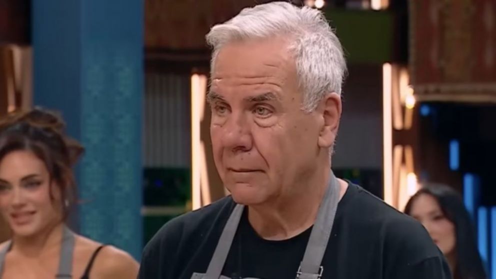 Escándalo en "MasterChef Celebrity": aseguran que Esteban Mirol se presentó al repechaje, pero renunció en vivo.
