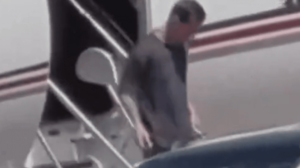 Messi llegó a la Argentina a pasar las fiestas