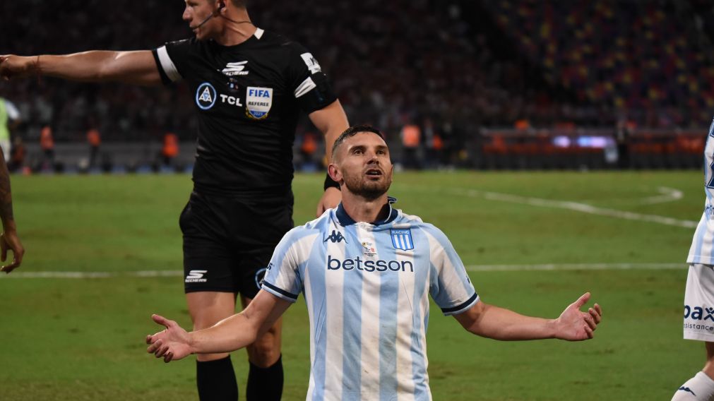 Maravilla Martínez y un mensaje bíblico que estremece a Racing tras su golazo en la final del Torneo Clausura 2025 ante Estudiantes