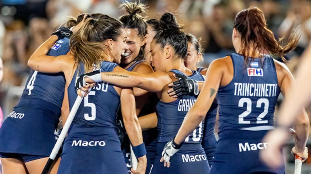 Las Leonas y Los Leones debutaron con triunfos en la FIH Pro League que se juega en Santiago del Estero