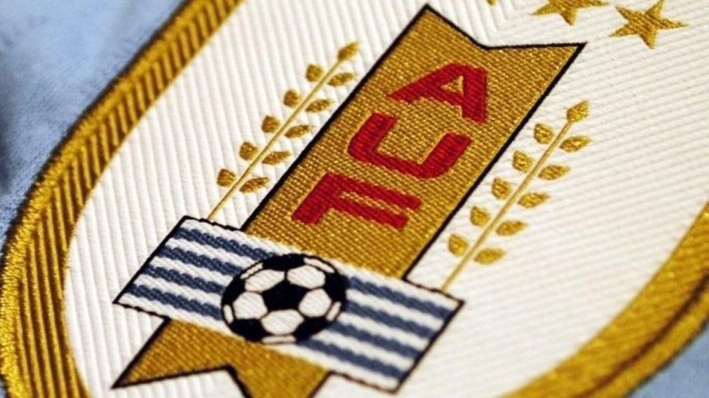 Se terminó la discusión: la FIFA definió cuántas estrellas debe tener el escudo de Uruguay para el Mundial 2026