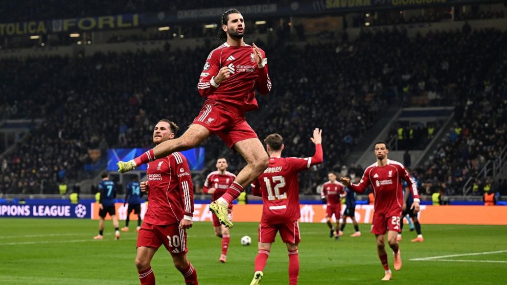 Gracias a un polémico penal, Liverpool se llevó un triunfo agónico ante Inter por la Champions League