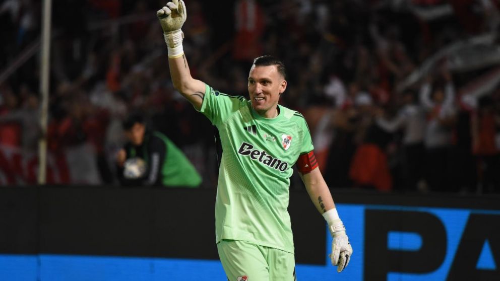 ¿Se queda?: el futuro de Armani en River y la desconocida cláusula de su contrato en 2026
