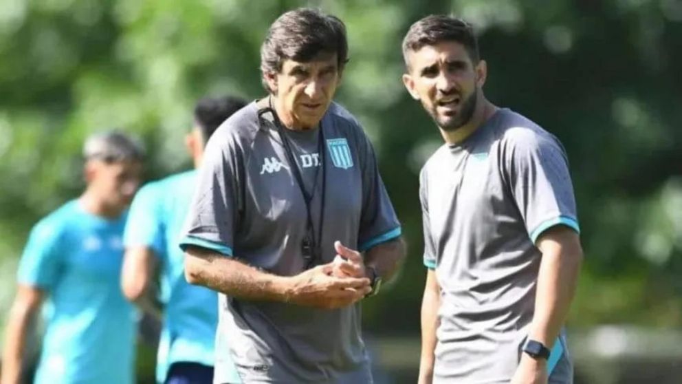 El hijo de Gustavo Costas calent� la semifinal de Racing contra Boca con un picante exabrupto