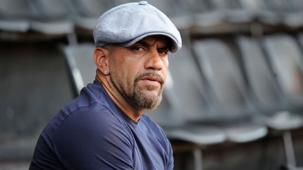 Juan Sebastián Verón aseguró que Chiqui Tapia lo quiere disciplinar con la suspensión como si fuera una dictadura