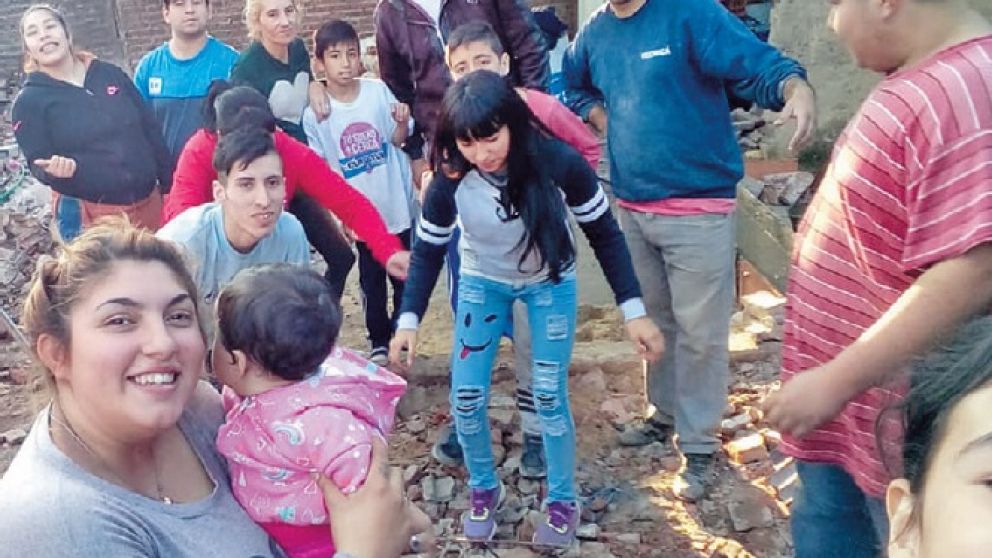 La familia de Ayala recibió ayuda de vecinos y Futbolistas Argentinos Agremiados.