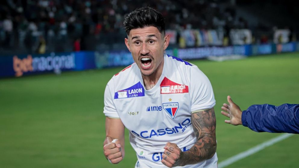 El inmejorable presente de Adam Bareiro en Fortaleza que le da bronca a todo River