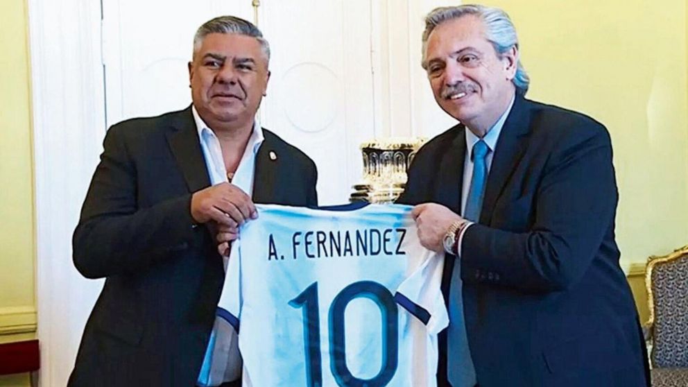 Alberto Fernández bancó a Rosario Central y defendió la gestión de Chiqui Tapia en la AFA