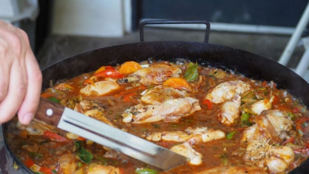 Un rincón rural bonaerense donde el disco es el gran protagonista de cada encuentro gastronómico.